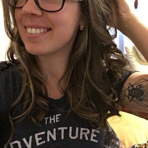 Meet your Posher, Alexandra